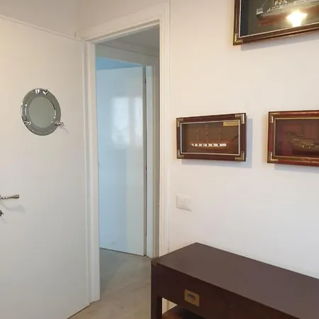 La Flabellina Blu Apartment *