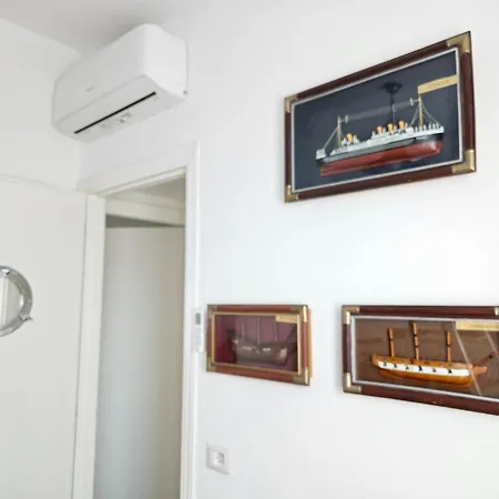 La Flabellina Blu Apartment *