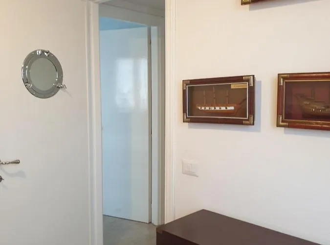 La Flabellina Blu Daire *